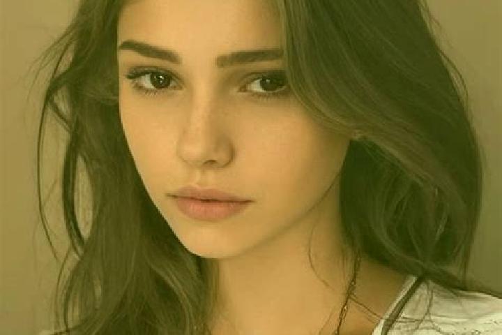 Mila, 34, a brunette brown-eyed slavic companion based in Melkbosstrand. Offering Striptease, Domination, OWO, Tantra. Available for incall and outcall, over...