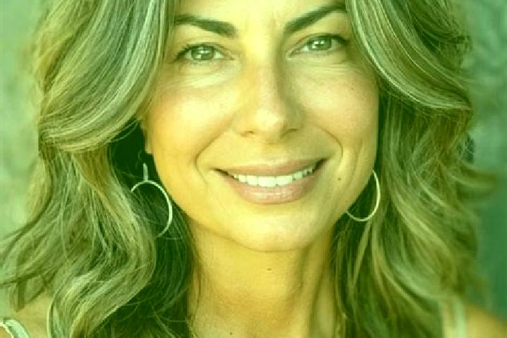 Mila, 34, a brunette grey-eyed european companion based in Ploscos. Offering Couples, Duos, Roleplay. Available for incall and outcall, overnight bookings av...
