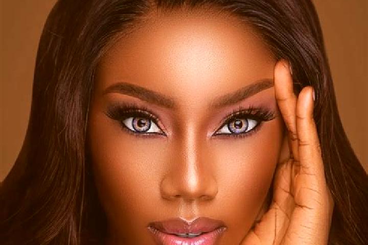 Mila, 34, a chestnut blue-eyed ebony companion based in Bolisong. Offering Travel Companion, Massage, Deep French Kissing, Dinner Date. Available for incall ...