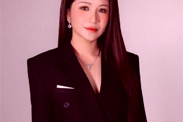 Mila, 34 — Escort in Lam GJot, Vietnam