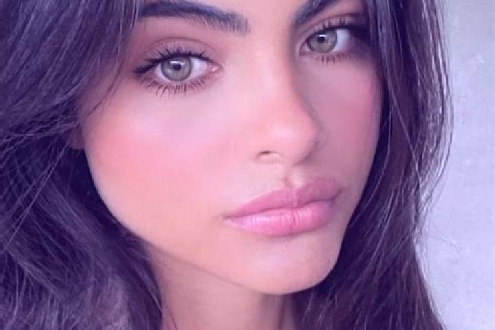 Mila, 35, a brunette green-eyed latina companion based in Navajun. Offering Prostate Massage, Striptease, BDSM, 69. Available for incall and outcall, day and...