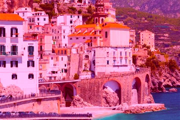 Mila, 35 — Escort in Zuccarello, Italy
