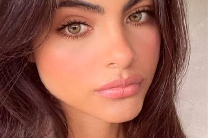 Mila, 36, a brunette dark-eyed mixed companion based in Morrone del Sannio. Offering Party Girl, Massage, Prostate Massage. Available for incall and outcall,...