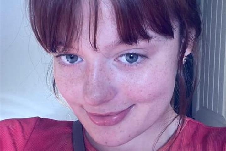 Mila, 38, a red grey-eyed caucasian companion based in Yomju. Offering Overnight, BDSM, OWO, Roleplay. Available for incall and outcall, day and evening dates.