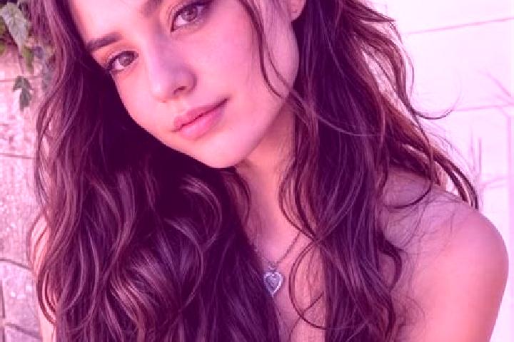 Mila, 39, a auburn grey-eyed middle eastern companion based in Colonia Yurecuaro. Offering CIM, Party Girl, 69, Massage, Tantra. Available for incall and out...