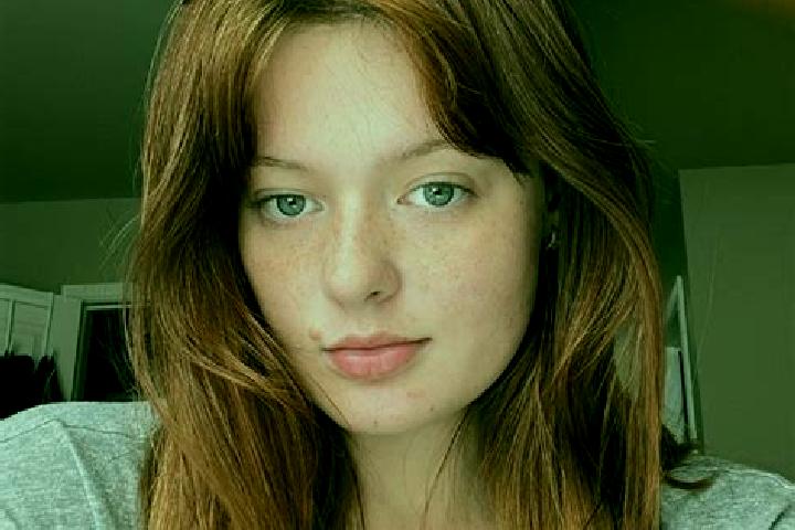 Mila, 39, a red green-eyed caucasian companion based in Parco. Offering Girlfriend Experience, Domination, CIM. Available for incall and outcall, day and eve...