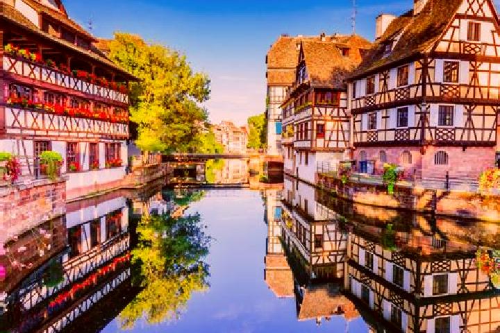 Mila, 39 — Escort in Guipry, France