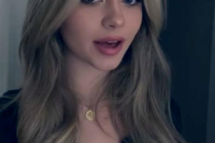 Naomi, 20, a blonde green-eyed caucasian companion based in Parchal. Offering OWO, Deep French Kissing, Prostate Massage, A-Level, Massage. Available for inc...