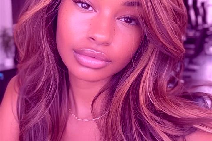 Naomi, 20, a dark blonde hazel-eyed mixed companion based in Sanet y Negrals. Offering A-Level, OWO, Roleplay, Massage. Available for incall and outcall, day...
