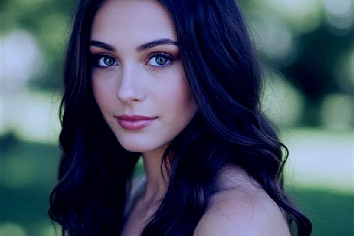 Naomi, 21, a black hazel-eyed slavic companion based in Chassignolles. Offering Tantra, 69, Couples. Available for incall and outcall, day and evening dates.