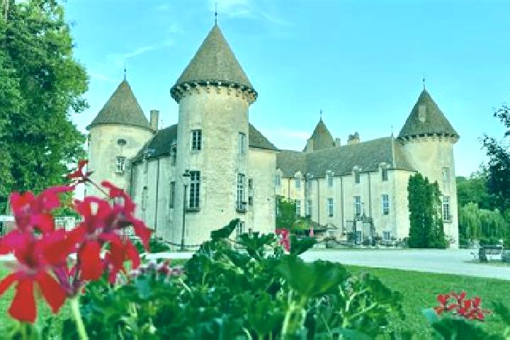 Naomi, 21, a blonde brown-eyed mediterranean companion based in Sauvigny-les-Bois. Offering Domination, OWO. Available for incall and outcall, overnight book...