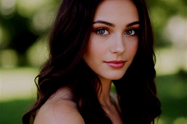 Naomi, 21, a brunette hazel-eyed mediterranean companion based in Danidehe. Offering Travel Companion, Domination, CIM. Available for incall and outcall, day...