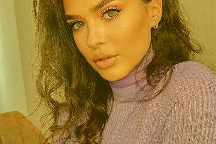 Naomi, 21 — Escort in Malisevo, Kosovo