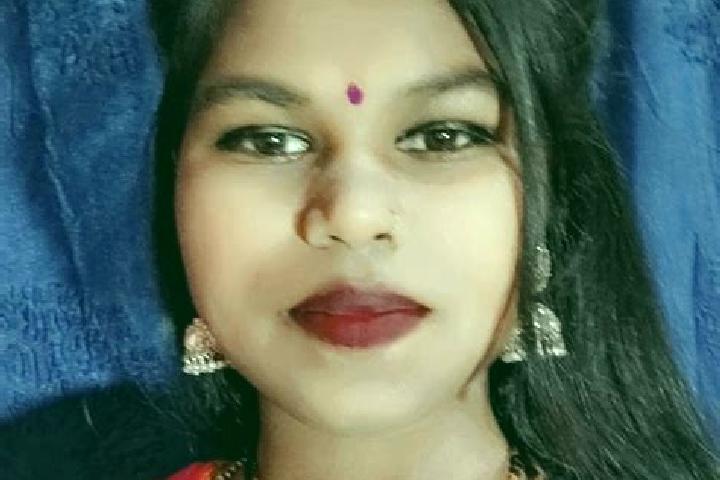 Naomi, 21 — Escort in Palayad, India