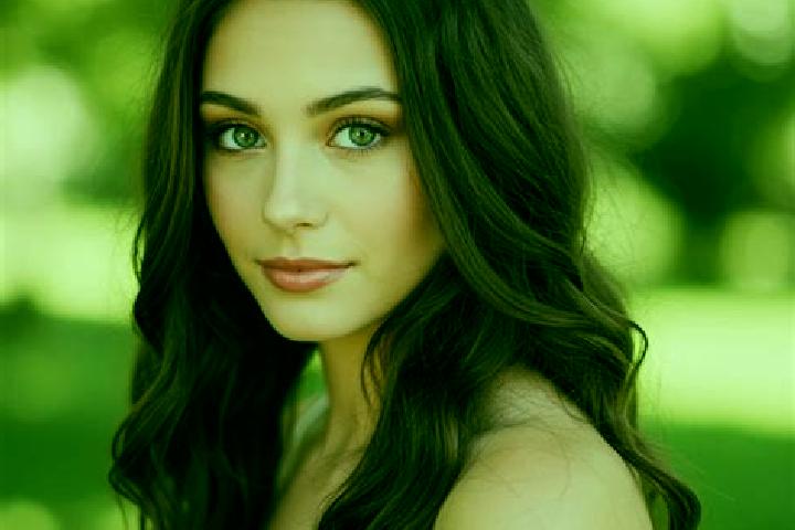 Naomi, 22, a brunette hazel-eyed mediterranean companion based in Rocky Mountain House. Offering BDSM, OWO, A-Level, CIM, GFE. Available for incall and outca...