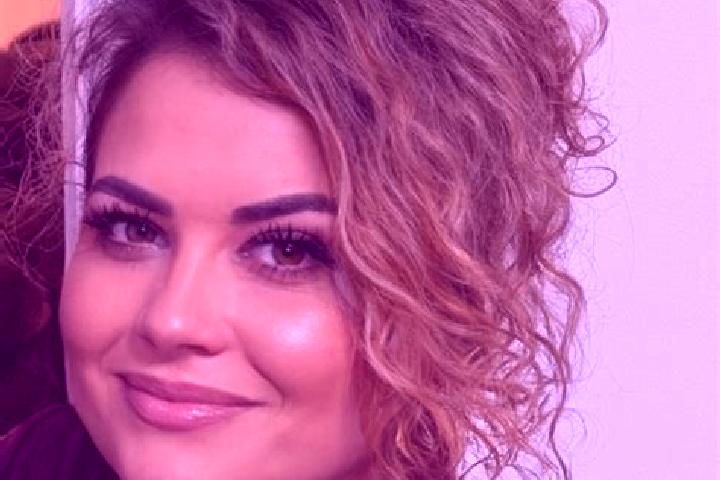 Naomi, 22 — Escort in Roxana, United States