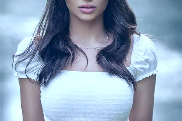Naomi, 23, a brunette brown-eyed indian companion based in Ouricuri. Offering CIM, Dinner Date, Erotic Massage. Available for incall and outcall, overnight b...