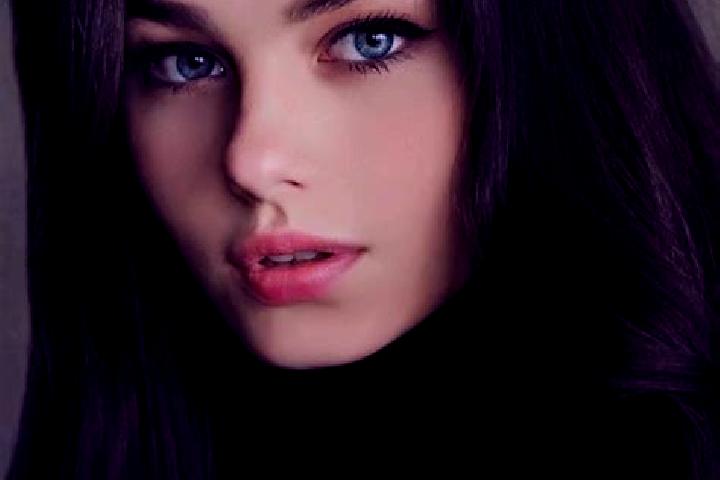 Naomi, 23, a brunette grey-eyed slavic companion based in Kabanjahe. Offering CIM, Girlfriend Experience, Roleplay. Available for incall and outcall, overnig...