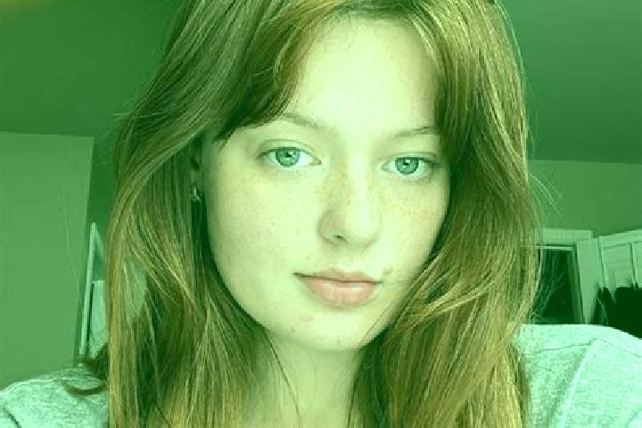 Naomi, 23, a red hazel-eyed caucasian companion based in East Galesburg. Offering Overnight, GFE, Dinner Date, Duos. Available for incall and outcall, day an...