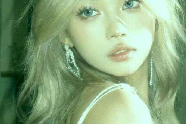 Naomi, 24, a blonde grey-eyed asian companion based in Guttenberg. Offering Massage, Couples, Tantra, GFE. Available for incall and outcall, overnight bookin...