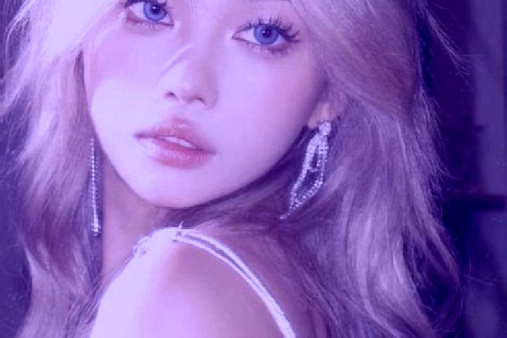 Naomi, 24, a platinum blonde grey-eyed asian companion based in Sijsele. Offering Roleplay, Domination, Girlfriend Experience, Party Girl. Available for inca...