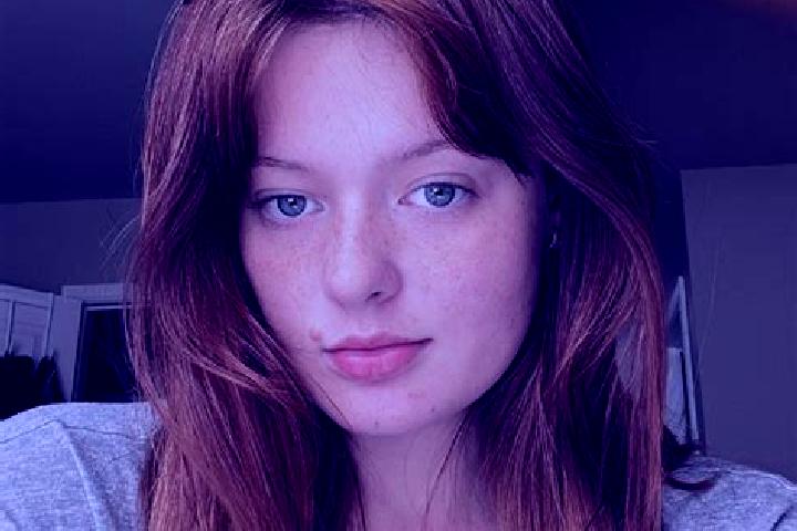 Naomi, 24, a red grey-eyed mediterranean companion based in Hillersleben. Offering A-Level, Overnight, Dinner Date, CIM, Girlfriend Experience. Available for...