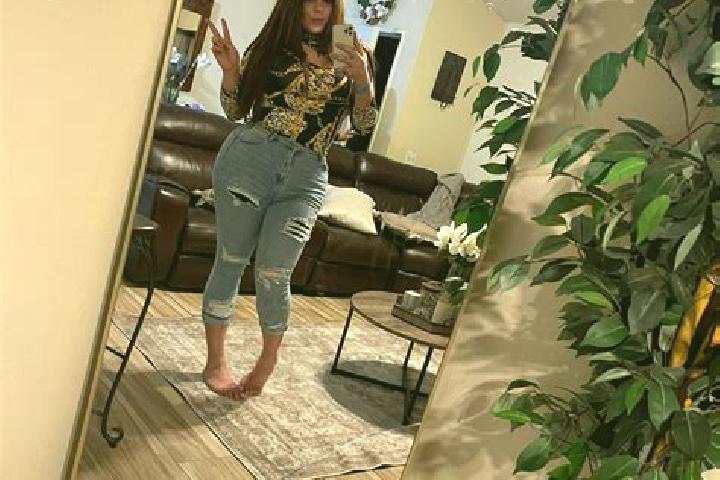 Naomi, 24 — Escort in Corobai, Romania