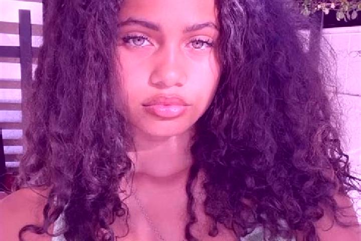 Naomi, 25, a black green-eyed mixed companion based in Rot. Offering Dinner Date, Tantra, OWO. Available for incall and outcall, overnight bookings available.