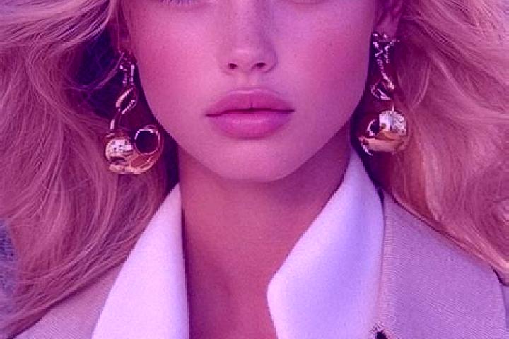 Naomi, 25, a blonde grey-eyed caribbean companion based in Desert Aire. Offering Duos, Domination, Couples, Girlfriend Experience, Fetish. Available for inca...