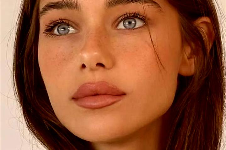 Naomi, 25, a brunette brown-eyed caribbean companion based in Schisma Eloundas. Offering Duos, Girlfriend Experience, Party Girl. Available for incall and ou...