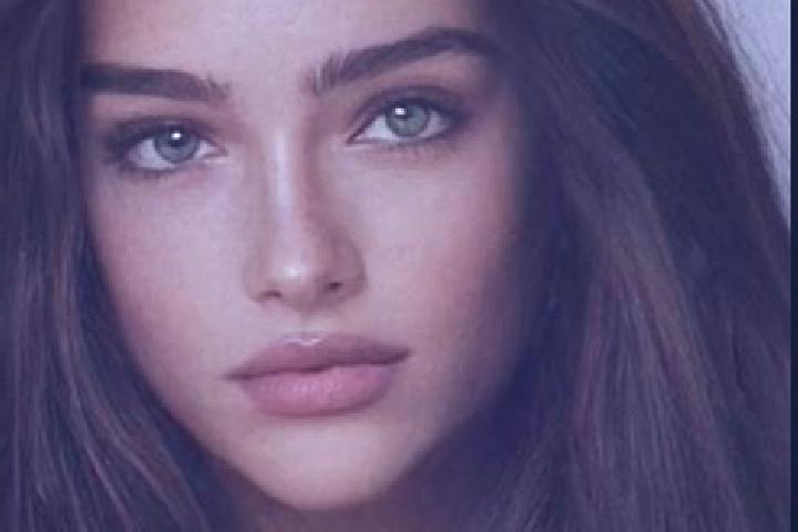 Naomi, 25, a chestnut grey-eyed caucasian companion based in Zhifu. Offering Deep French Kissing, Party Girl, Duos, Striptease. Available for incall and outc...