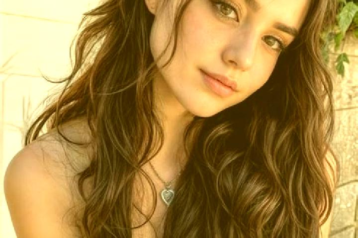 Naomi, 25, a chestnut hazel-eyed caribbean companion based in Kuesnacht / Schiedhalden. Offering Roleplay, Erotic Massage, OWO. Available for incall and outc...