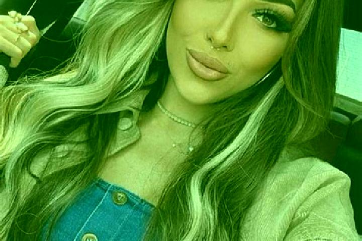 Naomi, 25, a dark blonde brown-eyed middle eastern companion based in Glen Innes. Offering Overnight, GFE, Duos. Available for incall and outcall, overnight ...