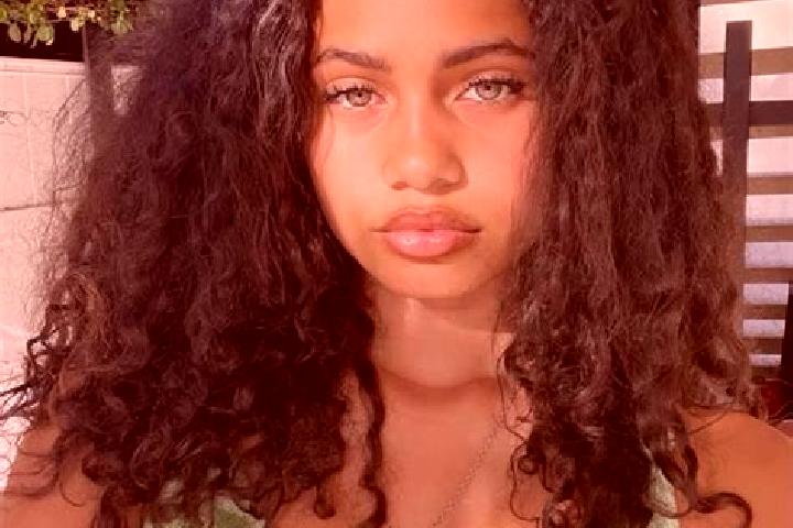 Naomi, 25, a red green-eyed mixed companion based in Calheta. Offering CIM, Girlfriend Experience, Domination, Deep French Kissing. Available for incall and ...