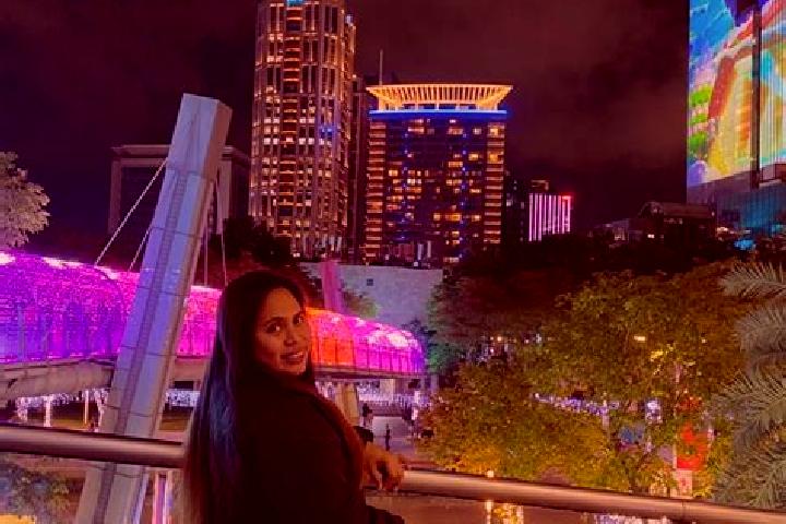 Naomi, 25 — Escort in Capalonga, Philippines