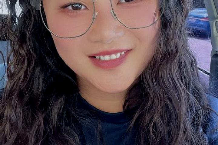 Naomi, 25 — Escort in Zhiping Shezu, China