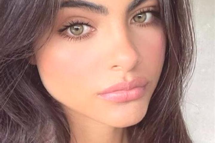 Naomi, 26, a auburn dark-eyed indian companion based in Nohn. Offering Erotic Massage, Couples, Massage, Overnight. Available for incall and outcall, day and...