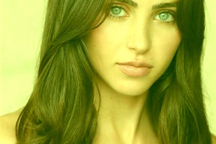Naomi, 26, a chestnut brown-eyed latina companion based in Roverbasso. Offering Fetish, Erotic Massage, Girlfriend Experience, Domination, 69. Available for ...