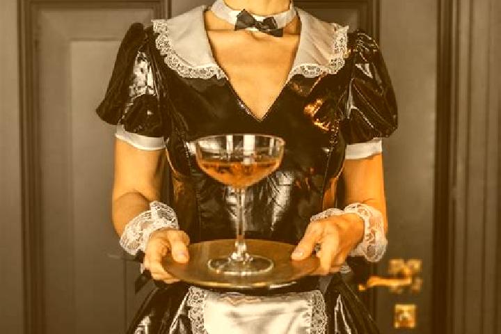 Naomi, 26, a red dark-eyed european companion based in Babau. Offering Tantra, BDSM, Dinner Date, Travel Companion. Available for incall and outcall, overnig...