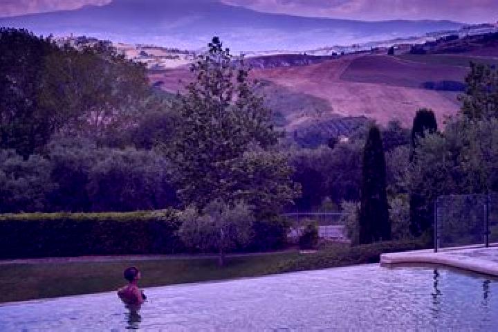 Naomi, 26, a red grey-eyed caucasian companion based in San Casciano dei Bagni. Offering Deep French Kissing, Couples, 69, Fetish, Dinner Date. Available for...