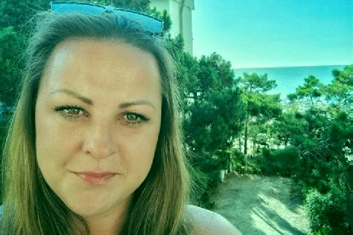 Naomi, 27 — Escort in Jarak, Serbia