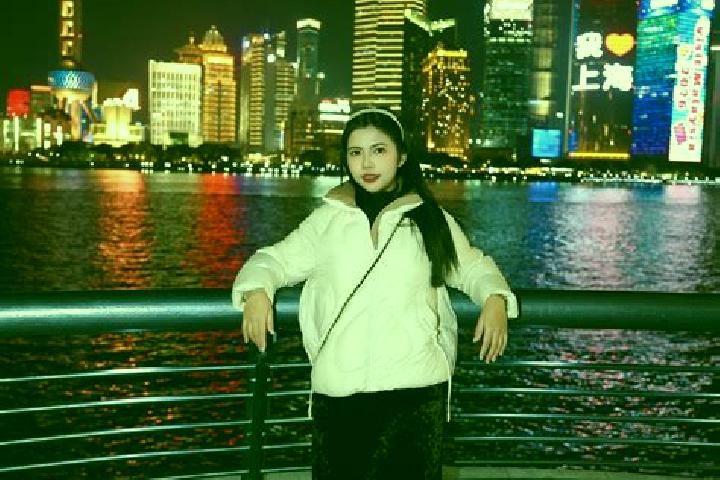 Naomi, 27 — Escort in Sanchagang, China