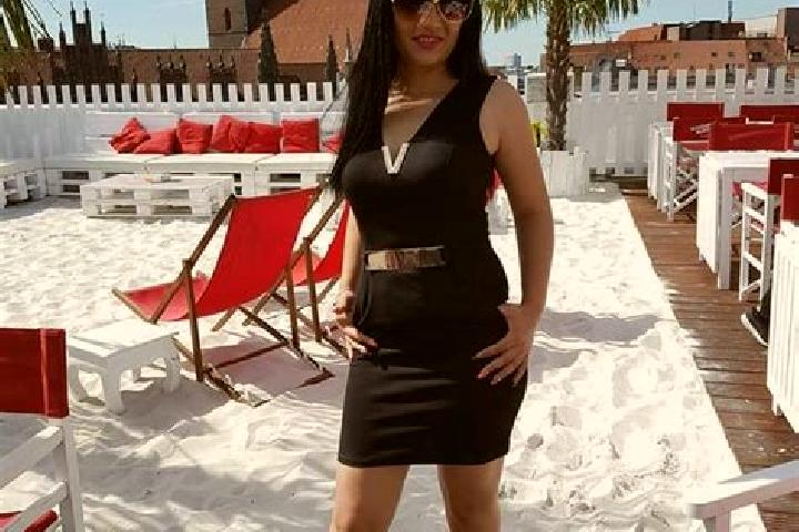 Naomi, 27 — Escort in Zangberg, Germany