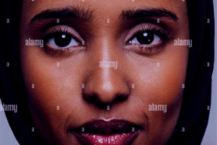 Naomi, 28, a black brown-eyed middle eastern companion based in Moro. Offering Deep French Kissing, Girlfriend Experience, Domination. Available for incall a...