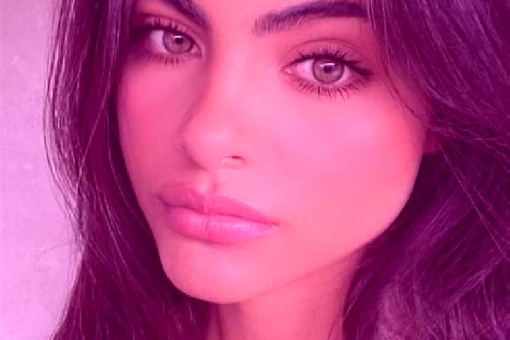 Naomi, 29, a chestnut dark-eyed indian companion based in Marghita. Offering Domination, Duos, CIM. Available for incall and outcall, overnight bookings avai...