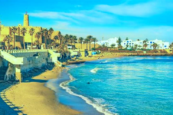 Naomi, 29 — Escort in Beni Khalled, Tunisia