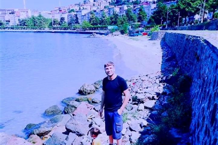 Naomi, 29 — Escort in Bozan, Turkey