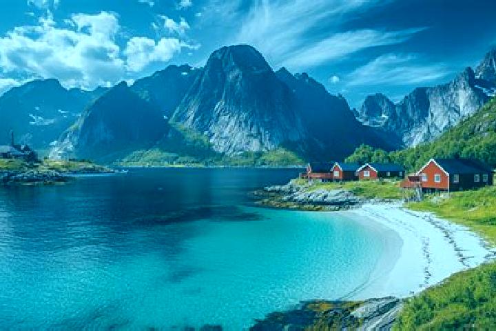 Naomi, 29 — Escort in Vestnes, Norway