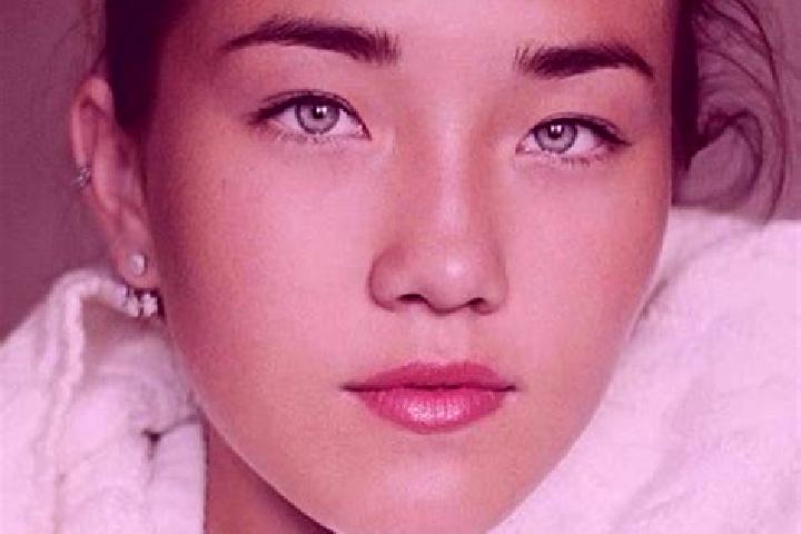 Naomi, 30, a auburn blue-eyed asian companion based in Real de Montroi. Offering Duos, GFE, OWO, Roleplay. Available for incall and outcall, day and evening ...