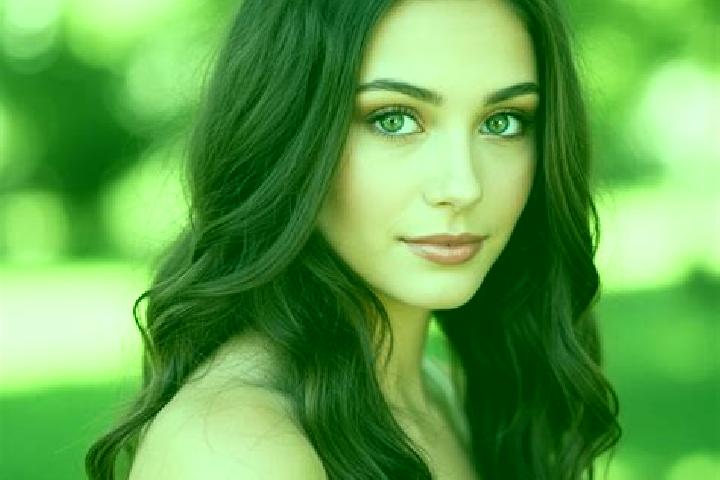 Naomi, 31, a brunette hazel-eyed mediterranean companion based in Itea. Offering Deep French Kissing, Couples, OWO, Roleplay. Available for incall and outcal...